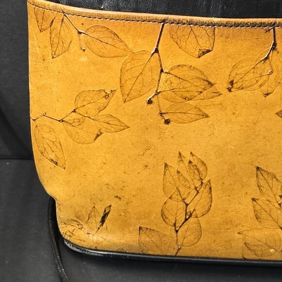 C.L. Whiting Collection Leather Crossbody Satchel Leaf Design Black& Camel Color - Picture 2 of 16